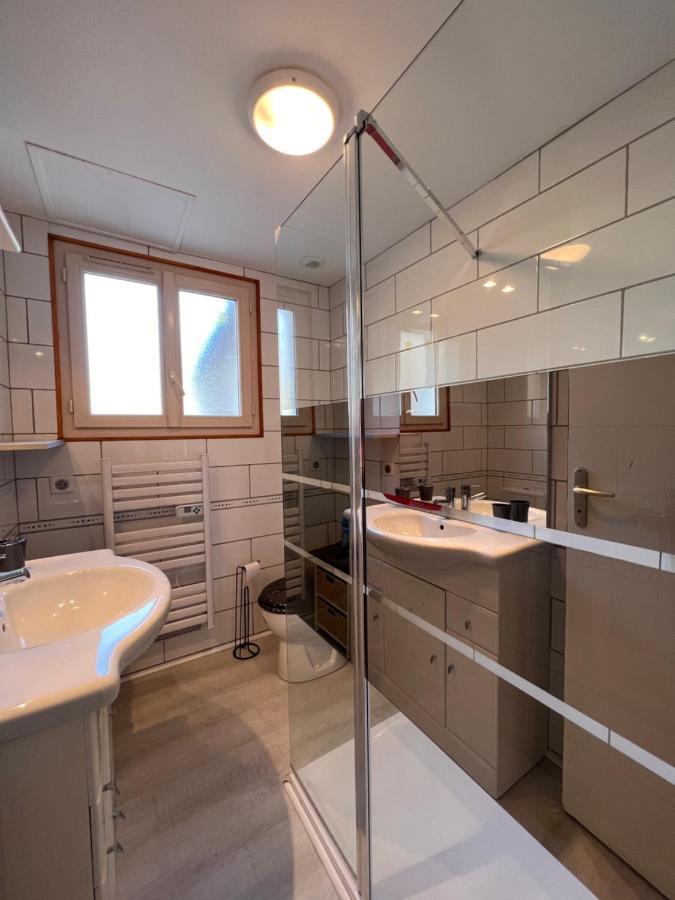 Apartamento T2 ensoleillé. Terrasse et vaste jardin commun Cauterets Exterior foto